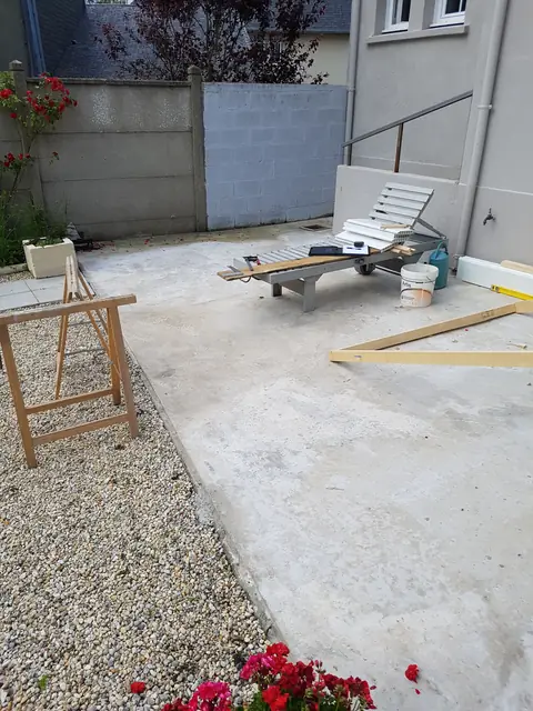 Chape préparée pour une terrasse